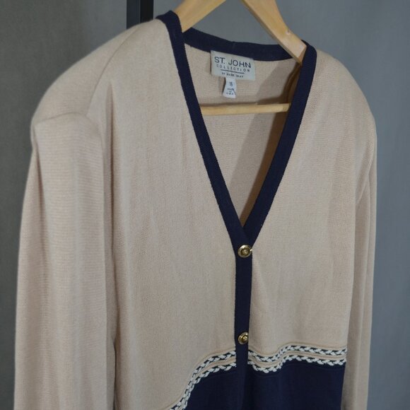 ST John Collection By Marie Gray Navy Blue and Tan Sweater size 16 - Picture 3 of 9